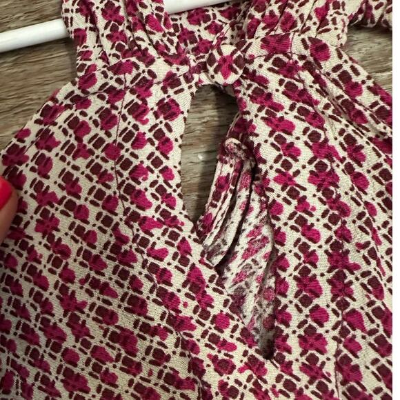 Maeve by Anthropologie Mica Halter Camisole Pink Print Keyhole Neck Sz 6 - Picture 5 of 6